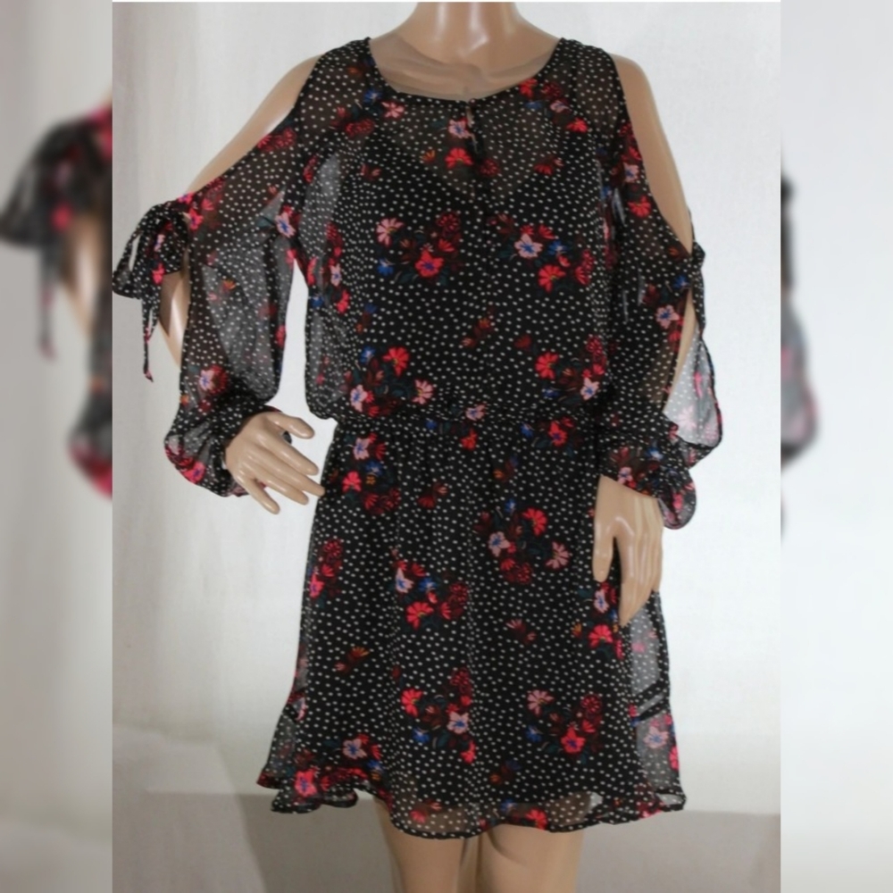 Express Cold Shoulder Dress